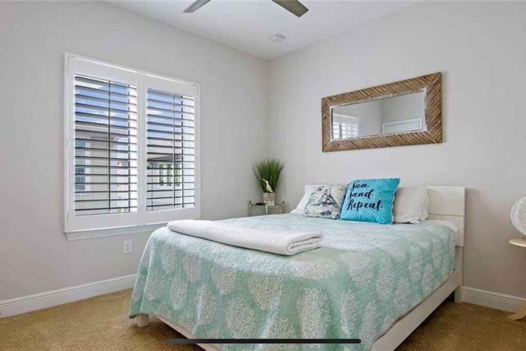 Luxurious Modern Townhouse Right Across Beach!! Table Tennis سانت بيتي بيتش المظهر الخارجي الصورة