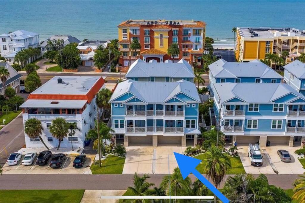 Luxurious Modern Townhouse Right Across Beach!! Table Tennis سانت بيتي بيتش المظهر الخارجي الصورة