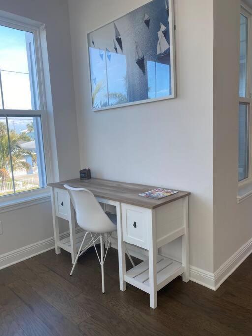 Luxurious Modern Townhouse Right Across Beach!! Table Tennis سانت بيتي بيتش المظهر الخارجي الصورة